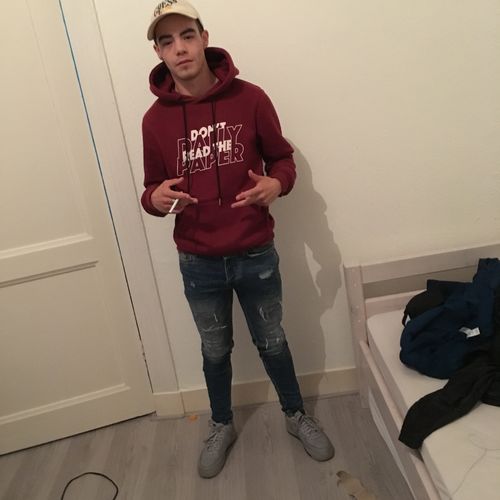 Djennis038